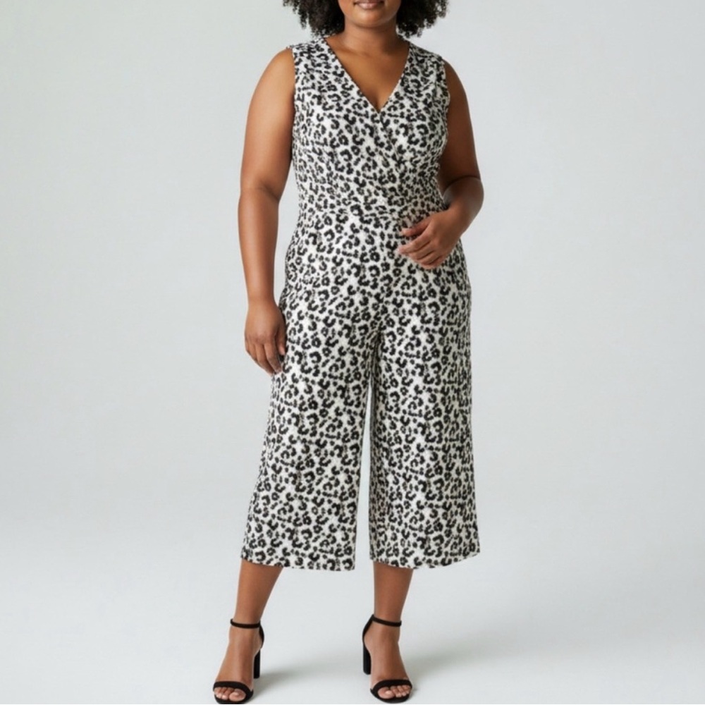 Leith Beige Black Animal Print Plus Cropped Jumpsuit Size 2X